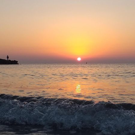 Sunrise Vera-Naturista Bagian luar foto